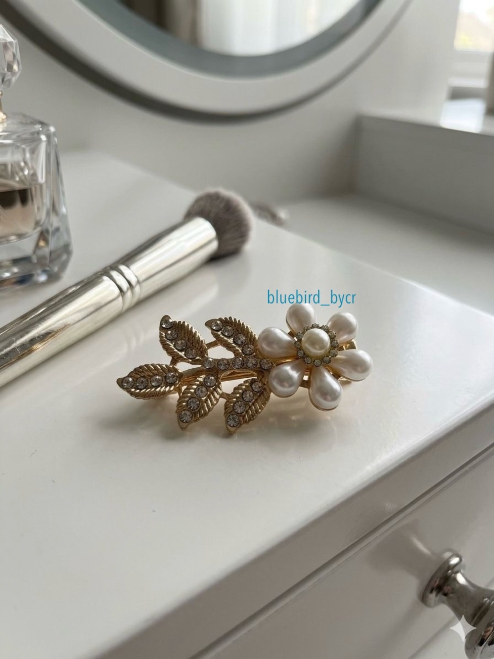 Gold Pearl Flower Leaf Hair Pin with Crystals